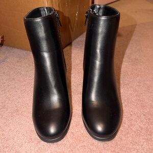 BAMBOO Black Ankle Booties